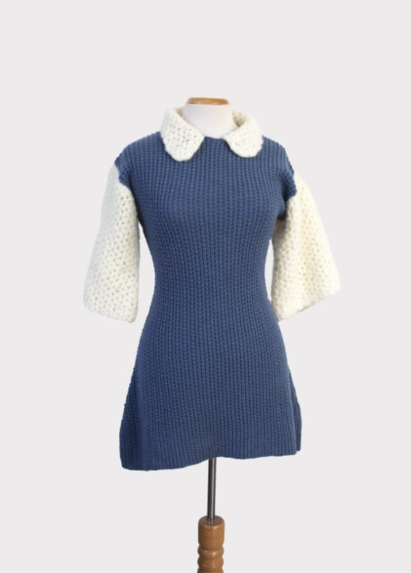 Textil26-1 Vestido cuello bebé